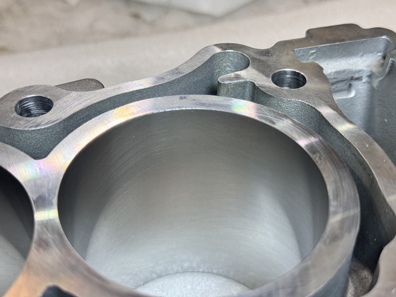 大气等离子喷涂（APS）缸孔涂层技术： 摩托车缸体的成熟量产解决方案